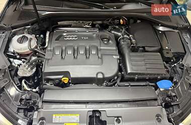 Хетчбек Audi A3 2015 в 
