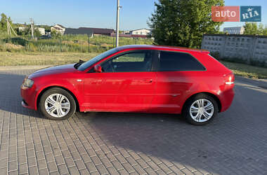 Хэтчбек Audi A3 2006 в 