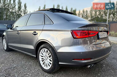 Седан Audi A3 2016 в 