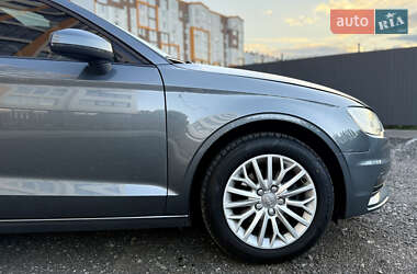 Седан Audi A3 2016 в 