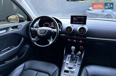 Седан Audi A3 2016 в 