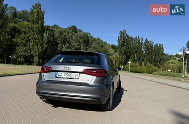 Хэтчбек Audi A3 2015 в 
