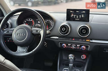 Седан Audi A3 2016 в 