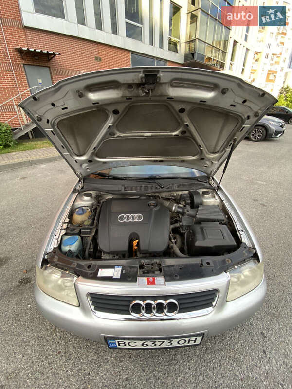 Хэтчбек Audi A3 2000 в Львове