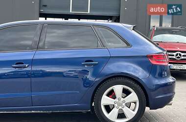 Хэтчбек Audi A3 2016 в 