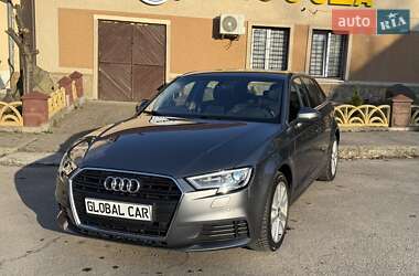 Хэтчбек Audi A3 2019 в Львове