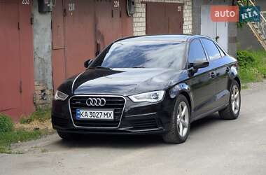 Седан Audi A3 2015 в Киеве