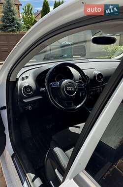 Седан Audi A3 2014 в 