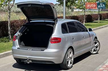 Хетчбек Audi A3 2011 в 