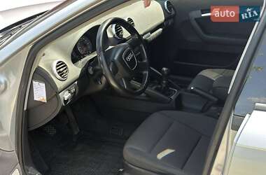 Хетчбек Audi A3 2011 в 