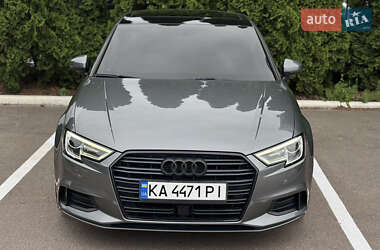 Седан Audi A3 2019 в 