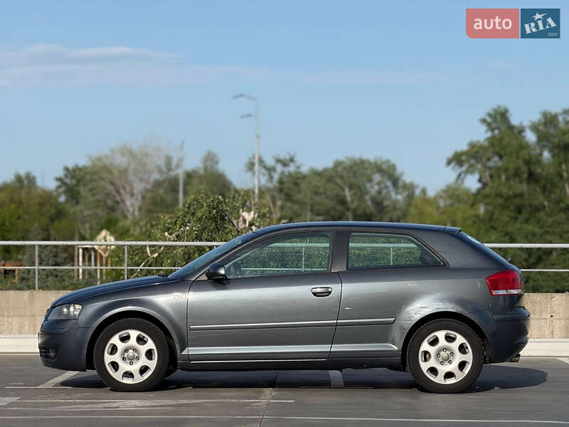 Хэтчбек Audi A3 2005 в Киеве