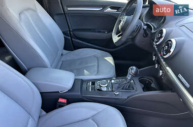 Седан Audi A3 2019 в 