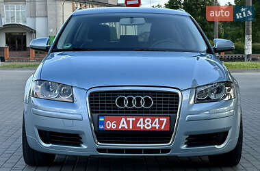 Хэтчбек Audi A3 2006 в 