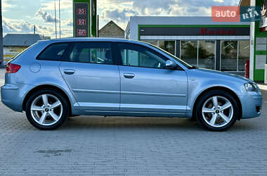 Хэтчбек Audi A3 2006 в 