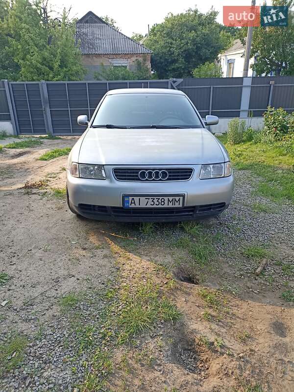 Хэтчбек Audi A3 1999 в Богуславе