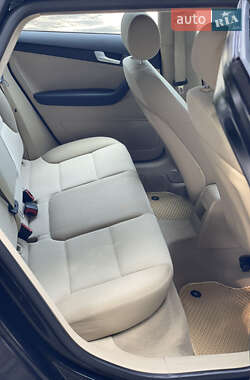 Хэтчбек Audi A3 2006 в 