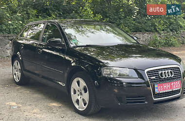 Хэтчбек Audi A3 2006 в 