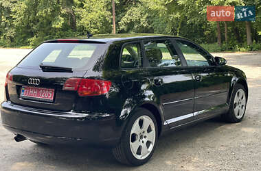 Хэтчбек Audi A3 2006 в 