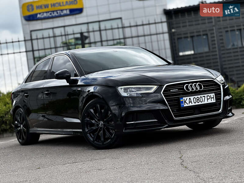 Седан Audi A3 2019 в Киеве