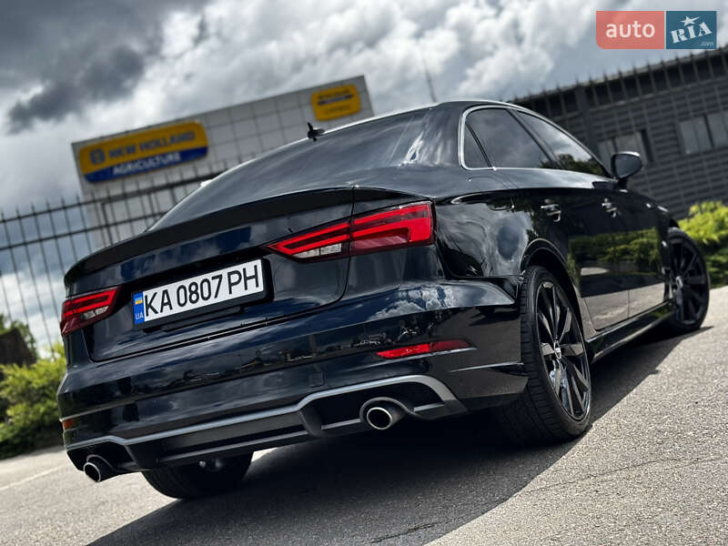 Седан Audi A3 2019 в Киеве