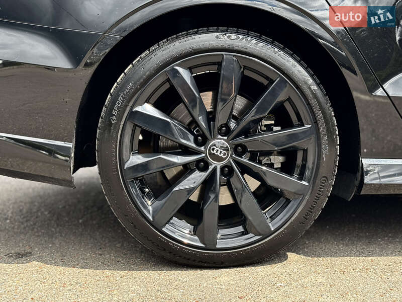 Седан Audi A3 2019 в Киеве