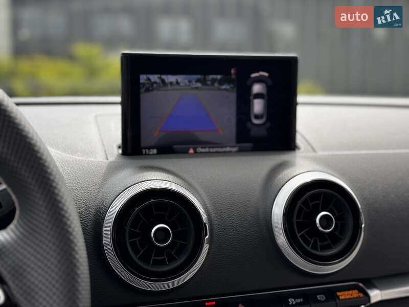 Седан Audi A3 2019 в Киеве