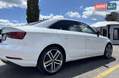 Седан Audi A3 2018 в 