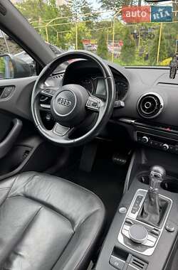 Седан Audi A3 2016 в Одессе