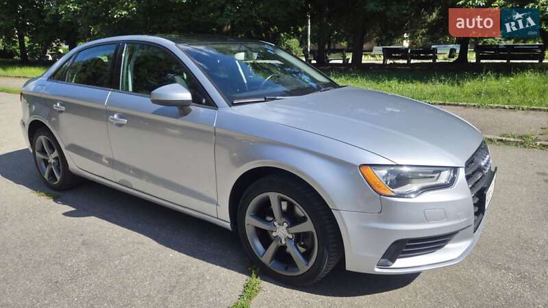 Седан Audi A3 2014 в Желтых Водах