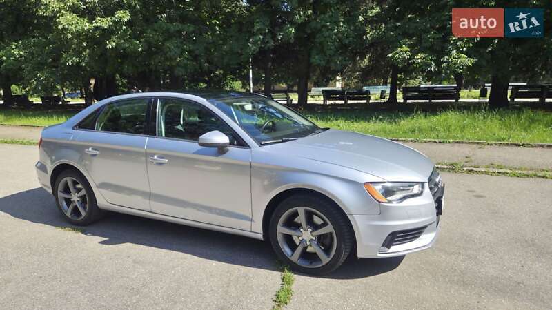 Седан Audi A3 2014 в Желтых Водах