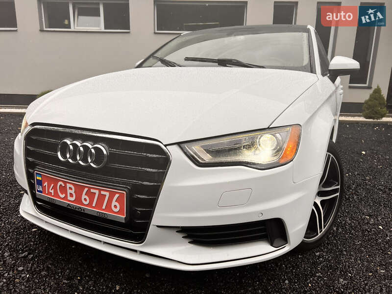 Седан Audi A3 2015 в Львове