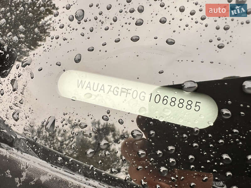 Седан Audi A3 2015 в Львове