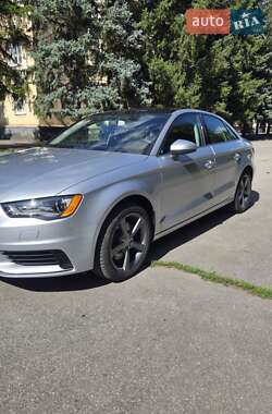 Седан Audi A3 2014 в 