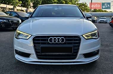 Седан Audi A3 2015 в 