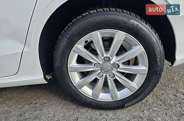 Седан Audi A3 2015 в 