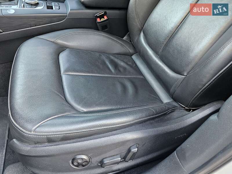 Седан Audi A3 2015 в Одессе