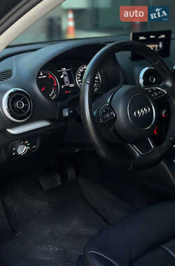 Седан Audi A3 2016 в 