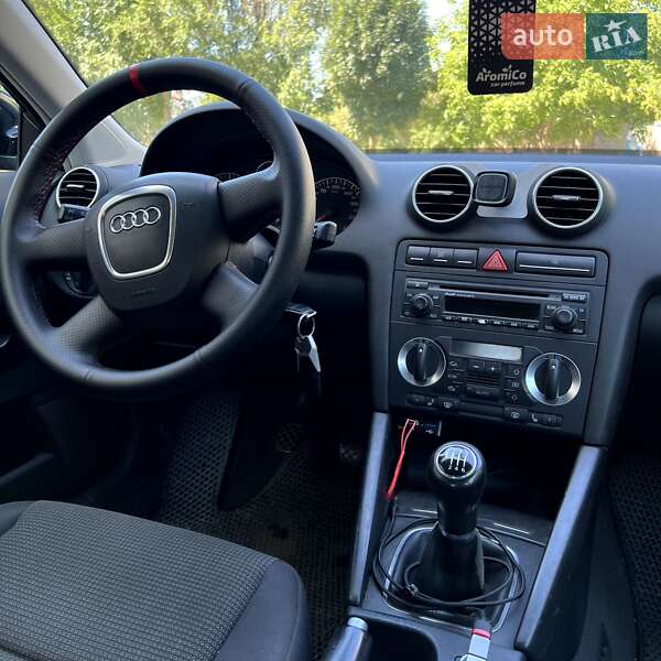 Хэтчбек Audi A3 2006 в Умани фото 8 Хэтчбек Audi A3 2006 в Умани