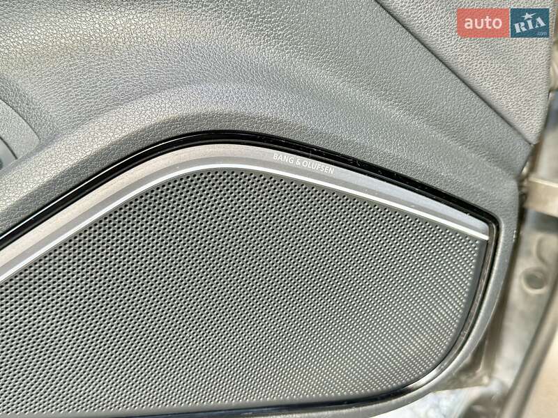 Хэтчбек Audi A3 2016 в Харькове
