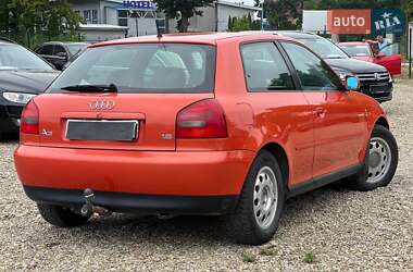 Хетчбек Audi A3 1999 в 
