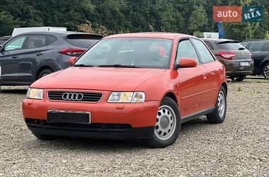 Хетчбек Audi A3 1999 в 