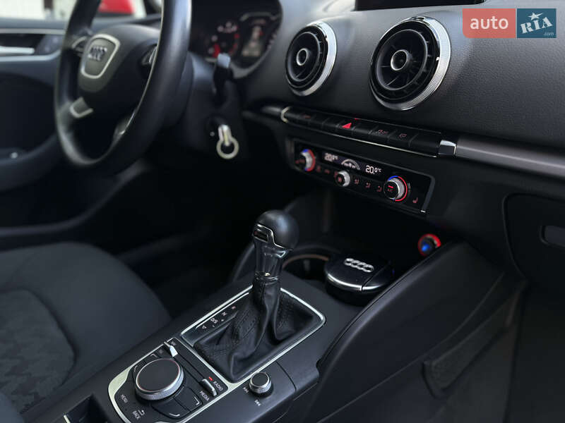 Седан Audi A3 2013 в Белой Церкви