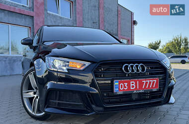 Седан Audi A3 2018 в 