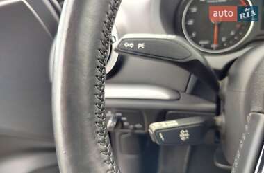 Седан Audi A3 2016 в 