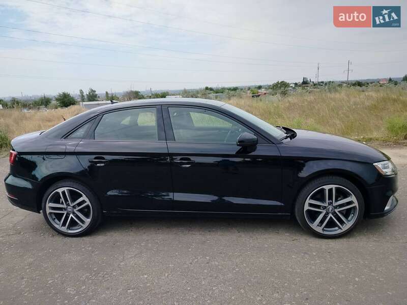 Седан Audi A3 2016 в Одесі