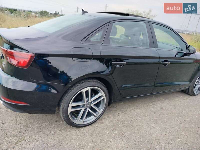Седан Audi A3 2016 в Одесі