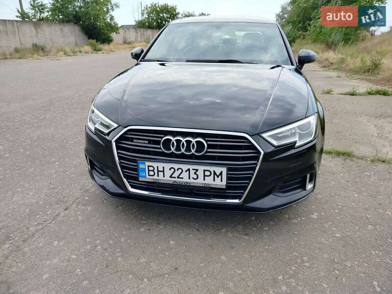 Седан Audi A3 2016 в Одесі