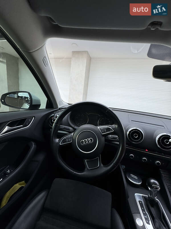 Хэтчбек Audi A3 2016 в Львове