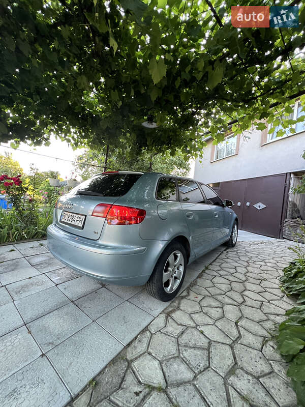 Хэтчбек Audi A3 2005 в Пустомытах